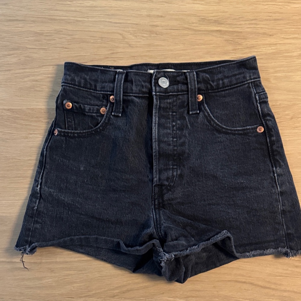 Levi Ribcage Black Denim Cutoff Shorts